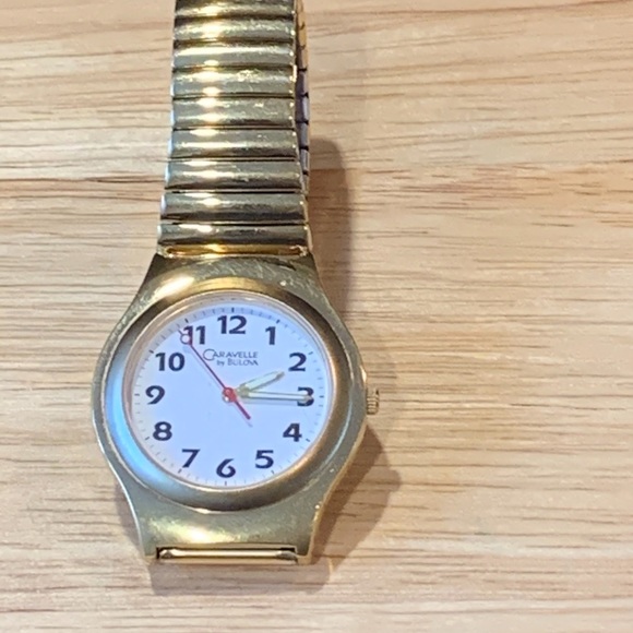 Caravelle by Bulova Easy Reader - Picture 4 of 10